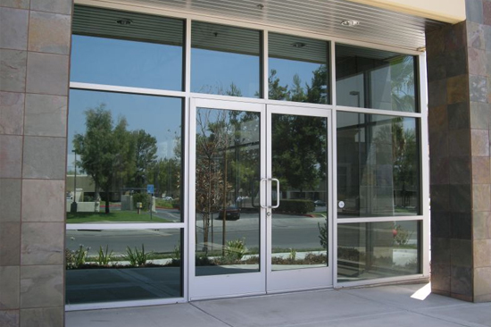 Gainesville-commercial-door-repair